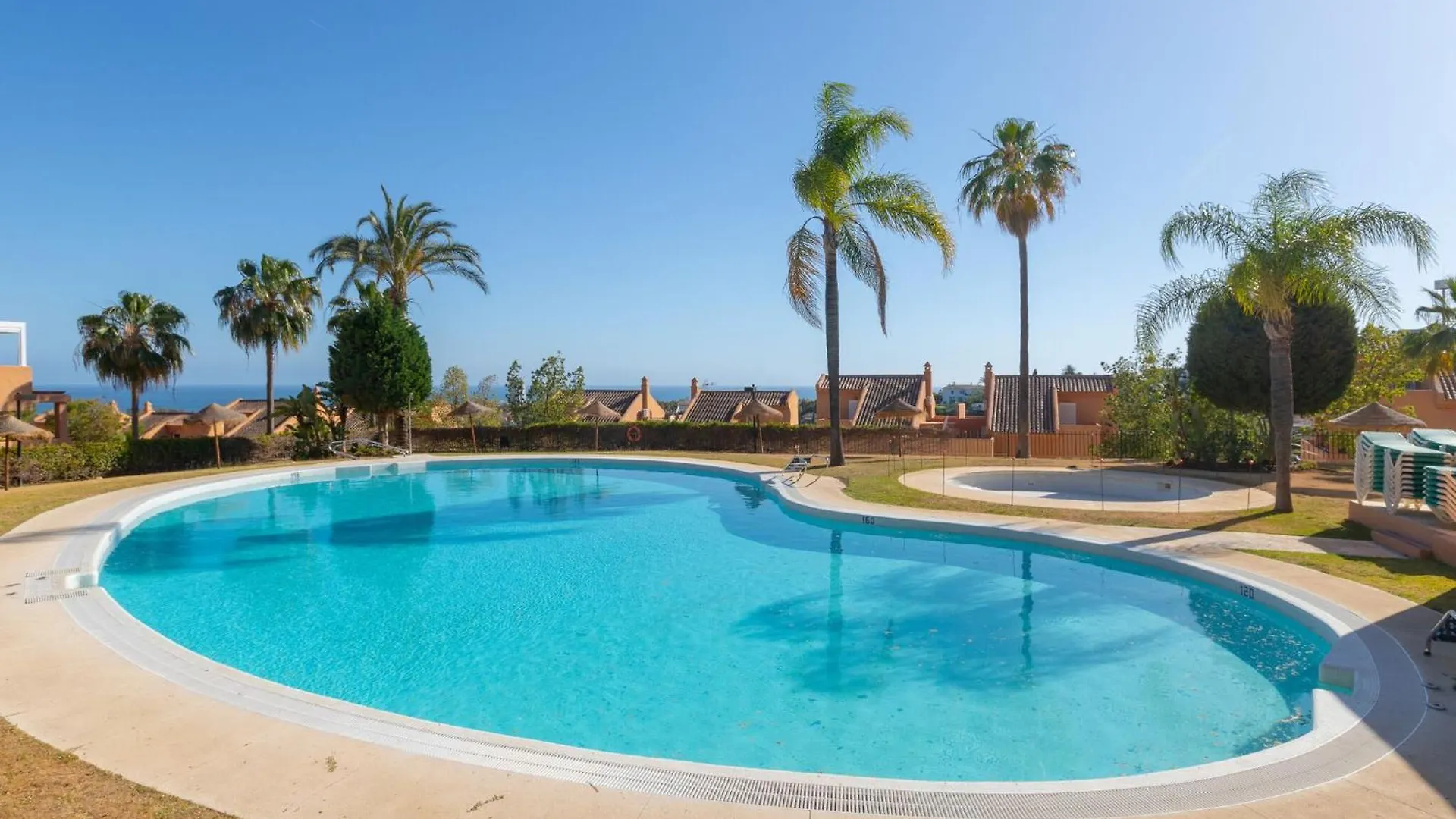 Los Lagos - Apartment In Marbella Free Wifi 0*,  Spain