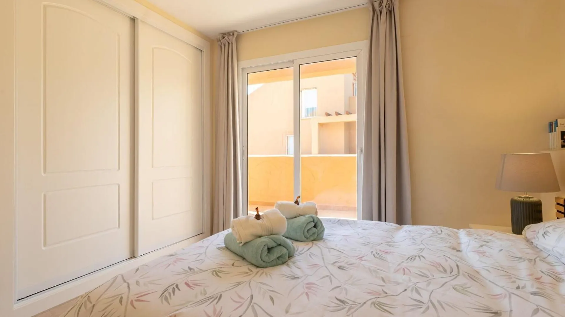 Los Lagos - Apartment In Marbella Free Wifi 0*,  Spanien